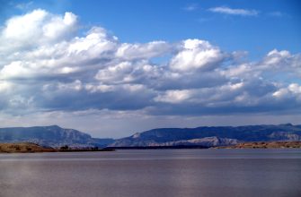 Boysen Reservoir on the Wind River, Wyoming